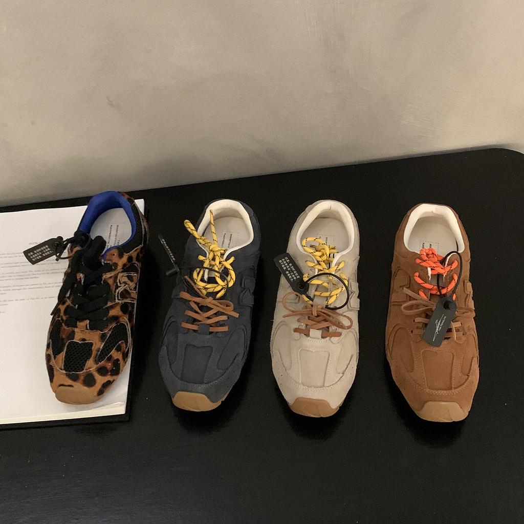 Läder tyska träningsskor dam 2025 vår nya retro plattbottnade mångsidiga färgmatchande avslappnade sport Forrest Gump skor pappaskor