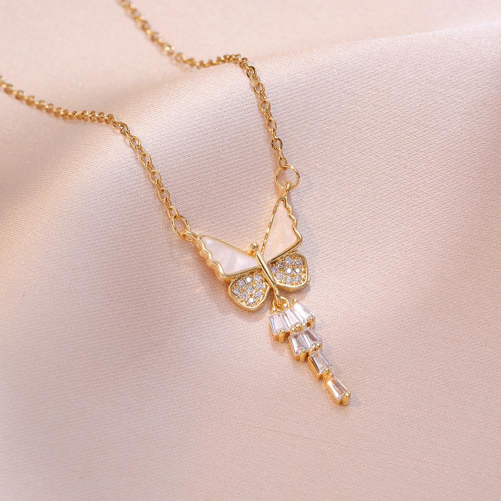 Butterfly Necklace with Color-Retaining Zircon - Fashionable, Versatile Women's Jewelry Accessory.