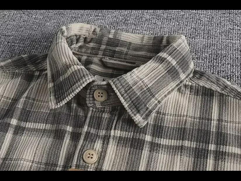 Men's Retro Khaki Plaid Corduroy Shirt - Spring/Fall Classic with Long Sleeves