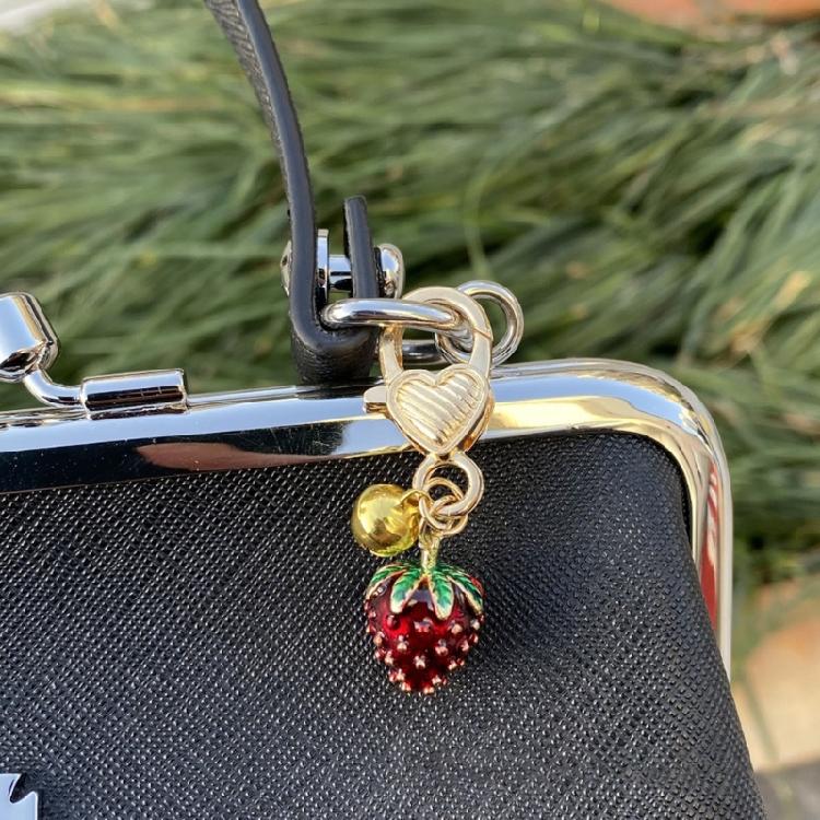 Set Of 3 Realistic Strawberry Keychain Ornaments Lobster Clasp Keyring Decorative Accessory for Keys Bags and Phones