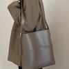 Fashionable 2026 Women's Leather Shoulder Bucket Bags Handbags Winter Fall Autumn Femme Design Casual Sac De Luxe Femme Vintage