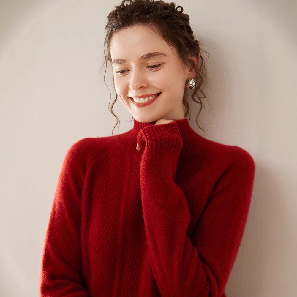 Women's Autumn/Winter Cashmere Sweater with High Neck and Raglan Sleeves