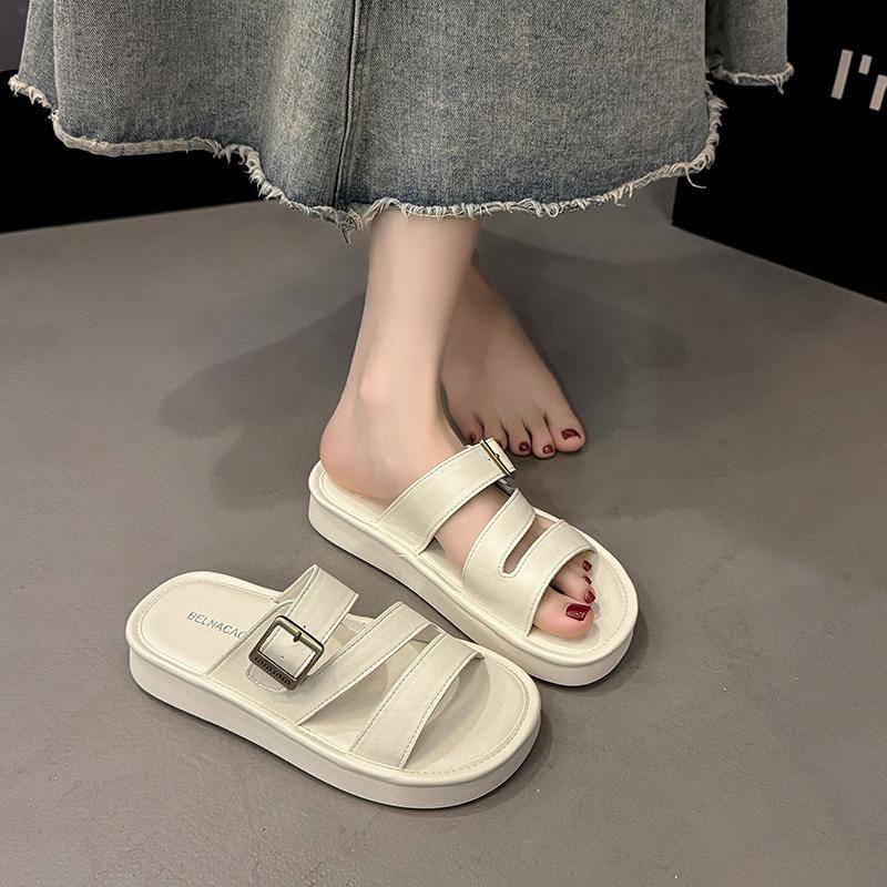 Cool slippers women's summer wear new fashion sense versatile casual thick bottom seaside beach one-word drag