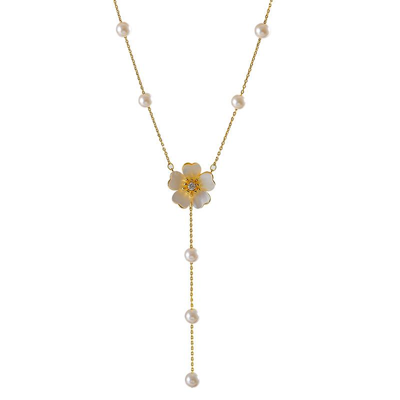 White Shell Daisy Pearl Copper Necklace Women Sporty Non-fading Light Luxury Niche Sweater Chain Versatile High-end Accessory