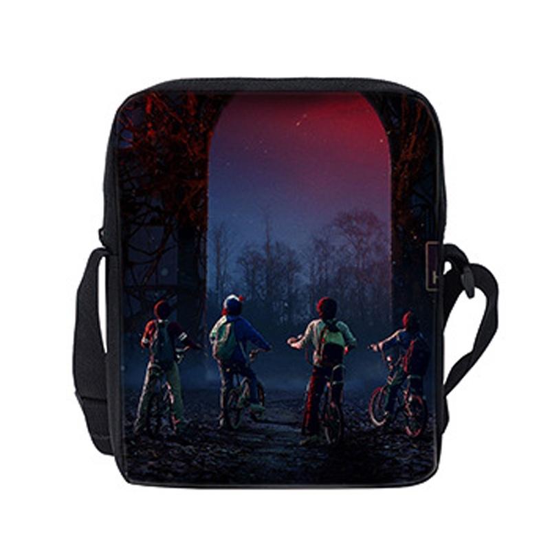 Στυλάτη Τσάντα Φαγητού Stranger Things Τσάντα Χιαστί Για Επιστροφή Στο Σχολείο