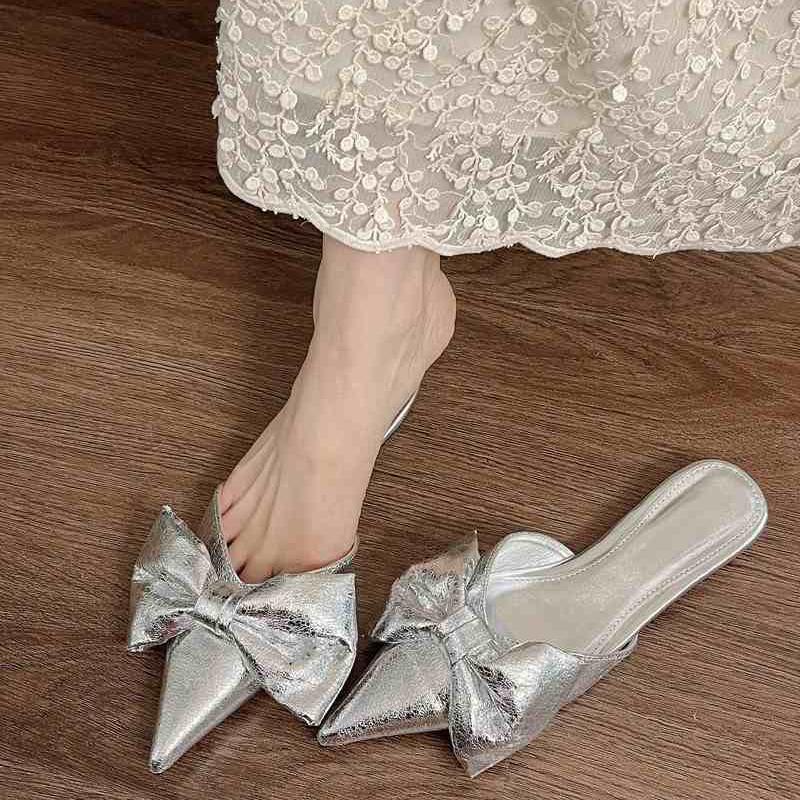 

Летние женские балетки мюли шлепанцы с бантом-бабочкой с острым носком слипоны модные нарядные слайды уличная удобная обувь 35 серебряный