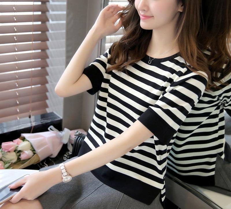 Summer New Women's Clothing Loose Korean Version Large Size Top Black and White Stripes Front Short Rear Long Short Sleeve T-shirt Women's Base