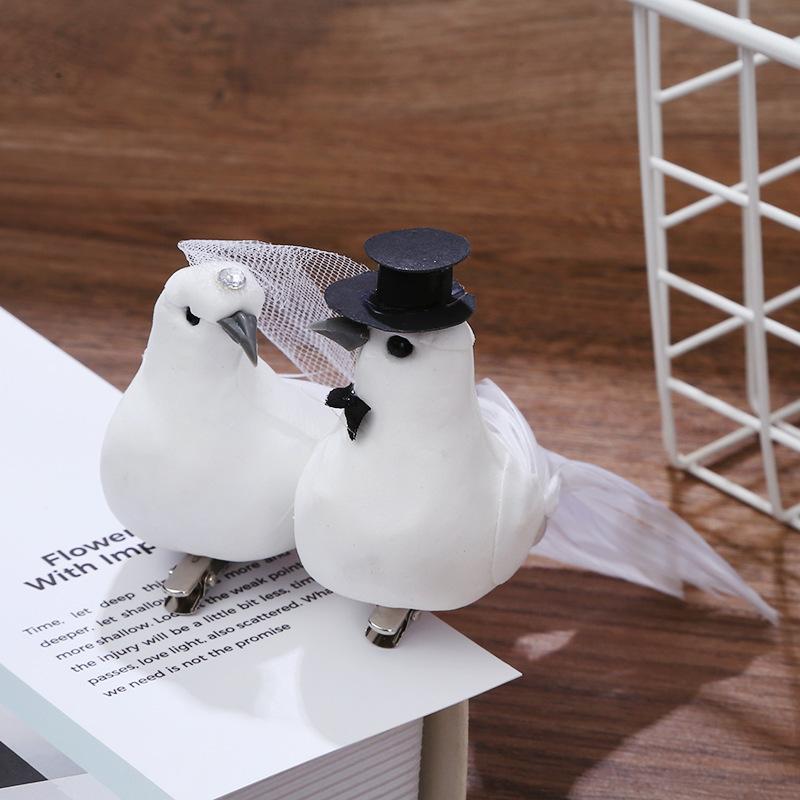 1 Pair Artificial White Couple Pigeon Plastic Feather Love Peace Doves Bird Simulation Figurines Home Garden Hanging Decoration