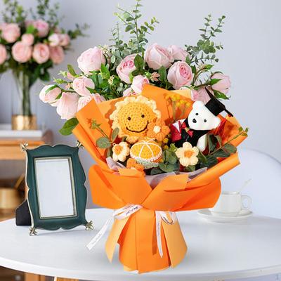 Gehäkelter Blumenstrauß, künstlich gestrickt, gehäkelte Sonnenblume zum Vatertag