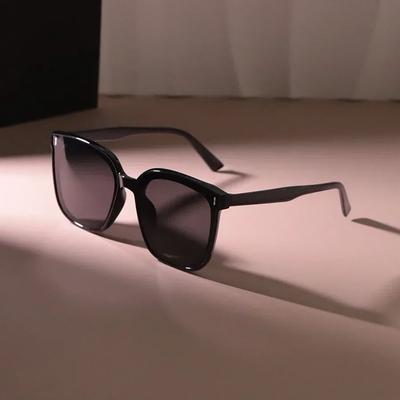 Klasik Kare Güneş Gözlüğü Kadın Erkek Minimalist Moda Kadın Erkek Retro Günlük