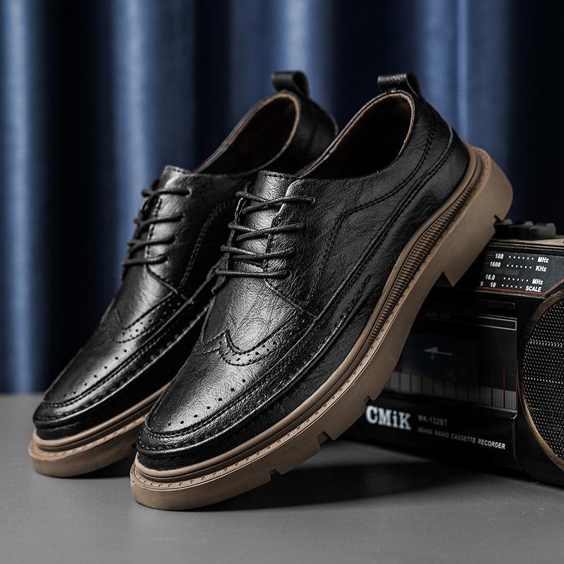 Håndlagde Brogues-stil ekte skinn herresko Komfortable uformelle skinnsko Mokkasiner Man Flats Sko