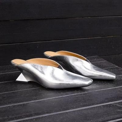 Moda Sandalias de Tacón Alto Medias Arrastre Verano Nuevo Punta Cuadrada Boca Profunda Uso Exterior Baotou Sandalias de Cuña Temperamento Mujer