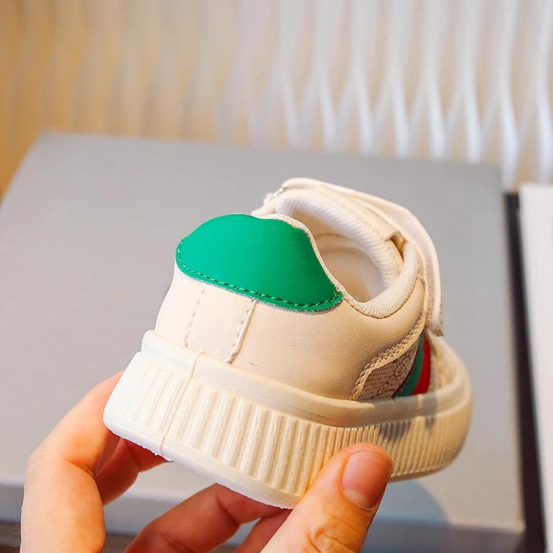 Children Breathable Mesh Running Shoes Baby Comfortable Sports Shoes Boys Casual Sneaker Children's Popular Outdoor Sports Shoes