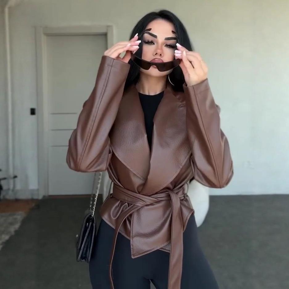 

Осінньо-зимова жіноча модна мотоциклетна шкіряна куртка на шнурівці XXL