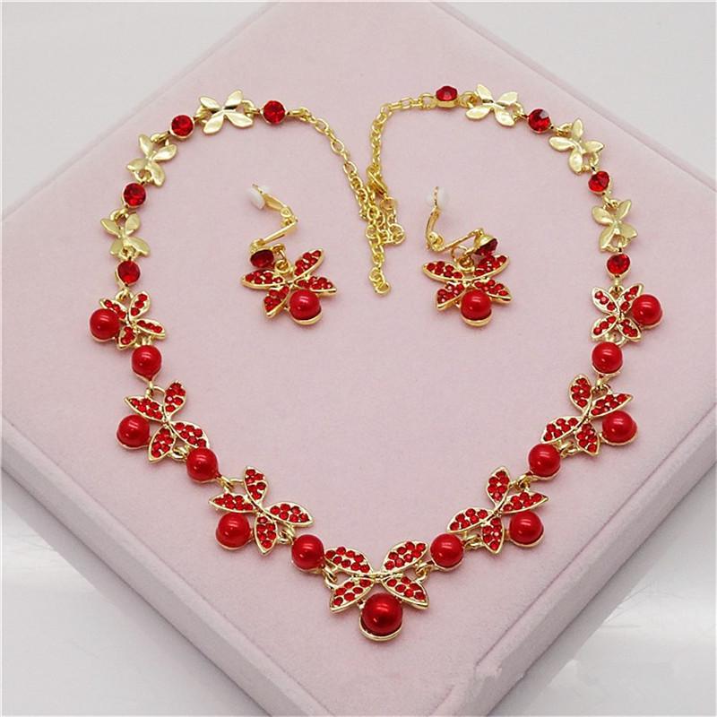 Elegant Butterfly Pearl Jewelry Set: Necklace, Earrings & Bracelet for Weddings