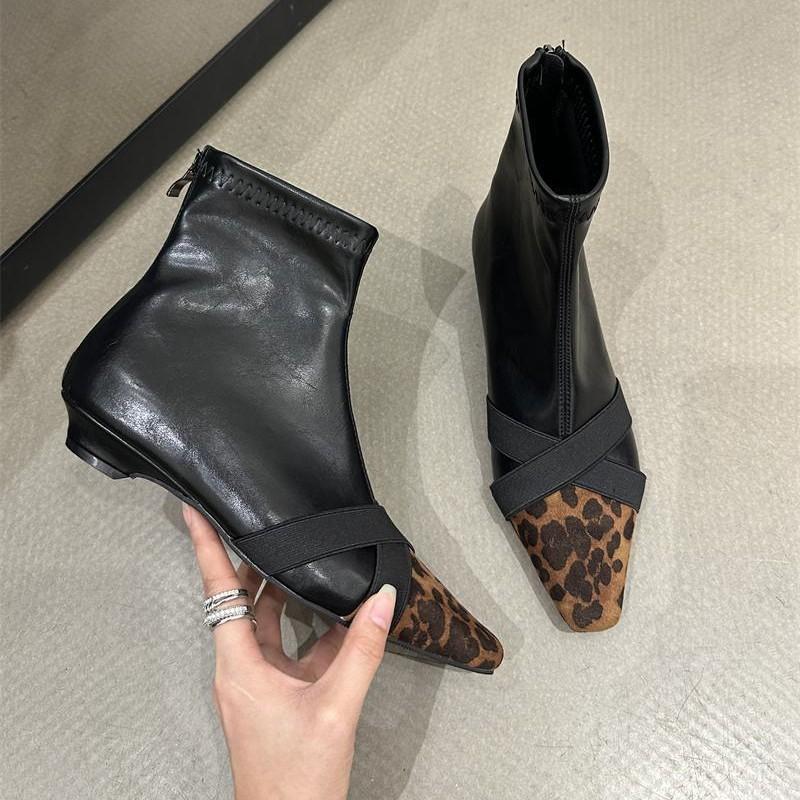 French retro niche leopard print short boots for women 2025 autumn and winter new boots French thin boots low heel short boots for women