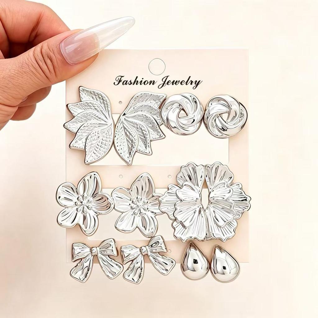 European and American new high-end personality exaggerated CCB stud earrings women's creative retro circle earrings set pair