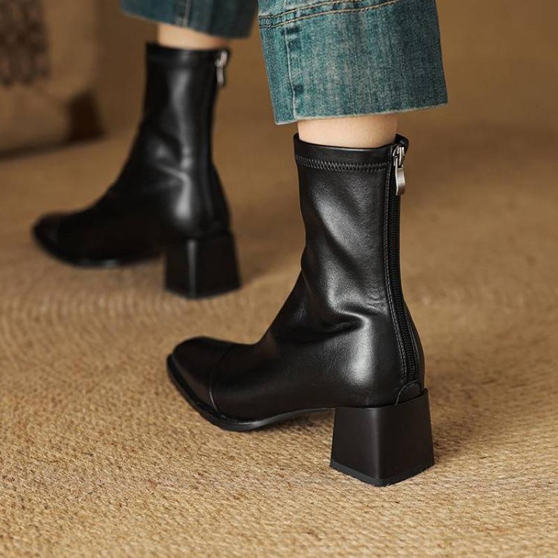 Versatile New Cowhide Knight Boots Women's Non-slip Large Size Medium Heel Autumn and Winter Leather Medium Boots Square Head Solid Color Women's Boot