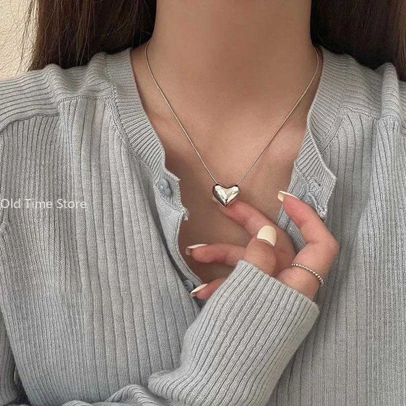 Vintage Love Heart Pendant Necklace Gold Aesthetic Choker for Women Trendy Party Jewelry Gift