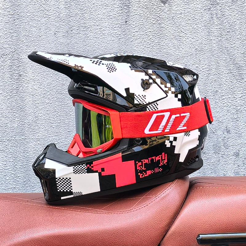 ORZ Full-Face Helmet for Off-Road, Electric Scooters, Mountain Biking, and Street Riding