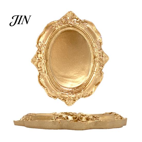 European Style Ornament Holder Vintage Jewelry Tray, Ornate Carved Ring Dish with Gold or White Finish, Elegant Decorative Resin Trinket Organizer for