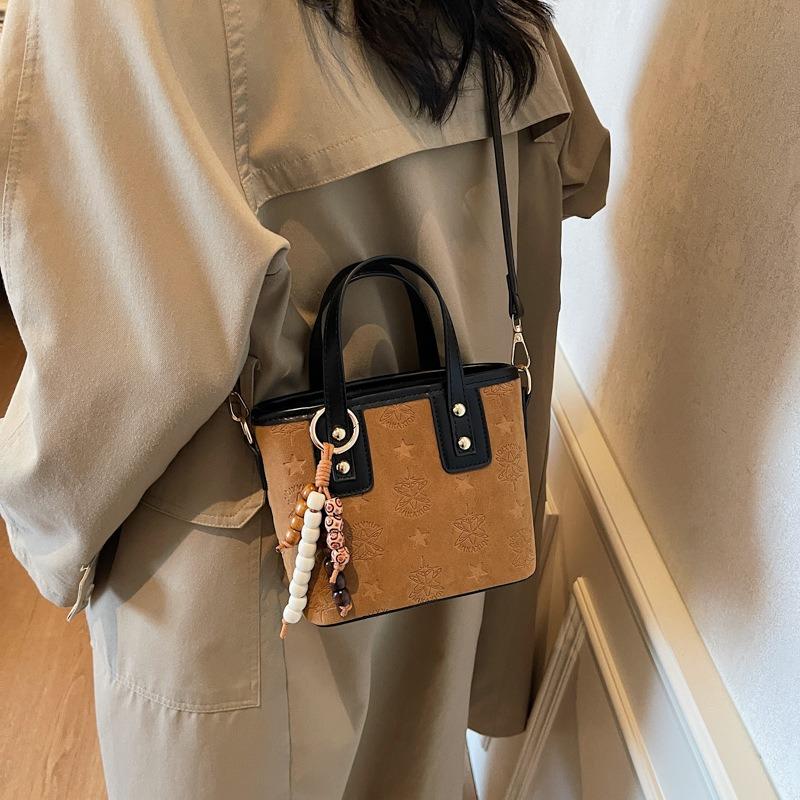 Tasche Damen neue lässige Bucket Bag Nische Herbst und Winter Retro Umhängetasche Diamant Handtasche