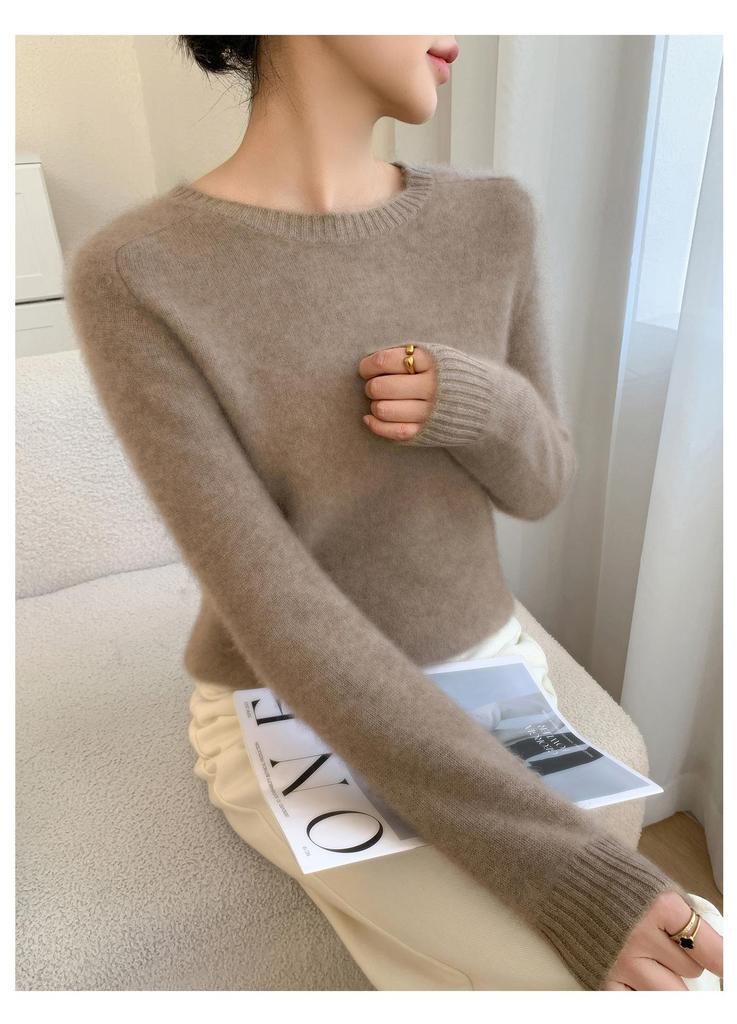 Women's Thickened Cashmere Wool Sweater - Round Neck, Flat Saddle Shoulder Knit Base Layer for Autumn & Winter