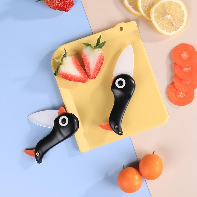 Penguin Creative Cartoon Ceramic Knife Folding Knife Fruit Knife Kitchen Knife Portable  Small Knife Peeling Knife