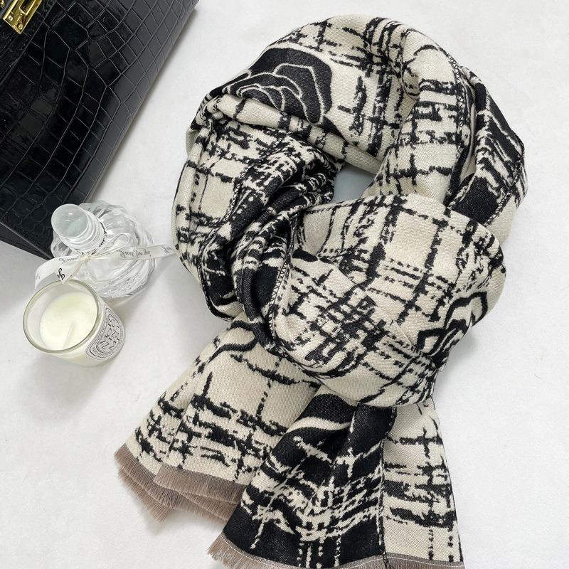 Autumn and winter imitation cashmere camellia scarf temperament versatile thickened warm outer shawl fashion scarf