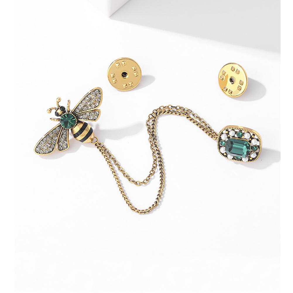 Vintage Luxury Bee Crystal Tassel Brooch for Women Sparkling Crystal Long Chain Lapel Pin Sweater Accessories