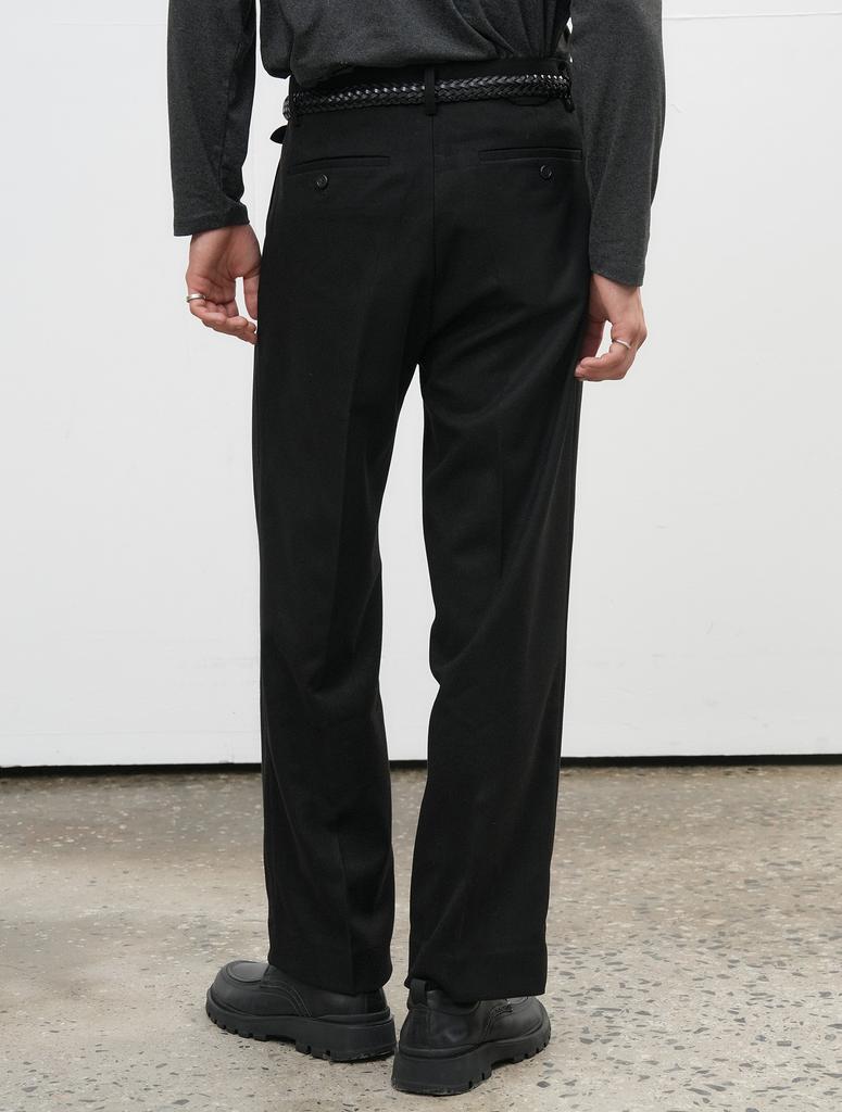 GENERALIDEA Man Classic Single-Pleat Wide Slacks [Black] / Sbe4M11007
