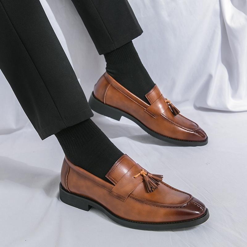 Brand Leather Shoes Business Formal Pointed Toe Slip-On Tassel Loafers Shoes British Style Casual Breathable Mens Leather Shoes