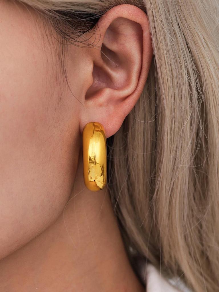 Qiong Yao Cross-border High-end Gold-plated Stainless Steel C-shaped Earrings - European & American Fashion Set with PVD Gold Color Retention.