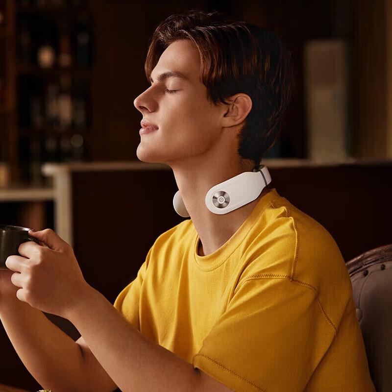 

SKG 4098 Bluetooth Neck Massager