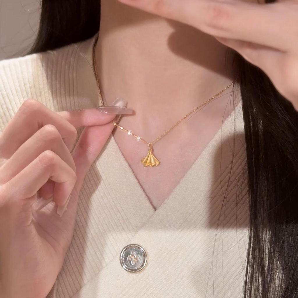 Sand Gold Women's Skirt Necklace: Chic Luxury Niche Pendant Gift for Girlfriend, Elegant Collarbone Chain