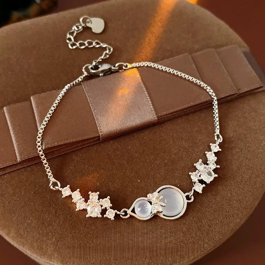Light luxury flash diamond gourd bracelet Chinese style niche bracelet versatile temperament jewelry