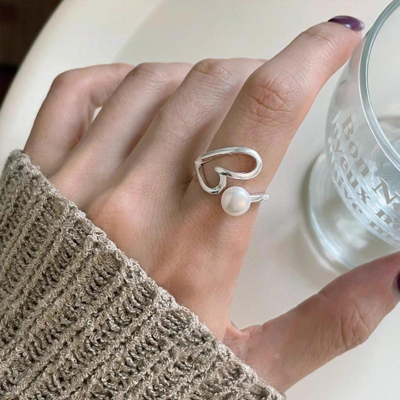 Elegant Geometric Heart Pearl Ring For Women Stylish Adjustable Open Finger Design