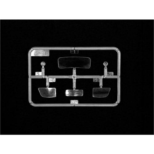 ICM 1/35 German Ford V3000S/SS M Maultier Field Ambulance (35414) Plastic Model