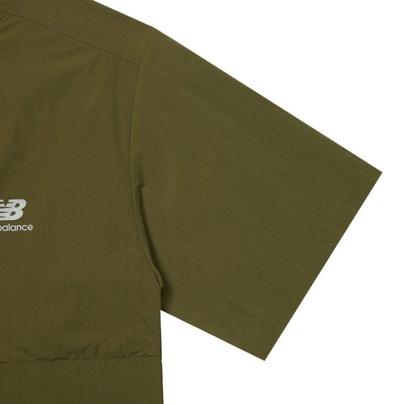 New Balance T Shirts Men's Green Crew Neck Moderate Straight Fit AMT22371-KAC