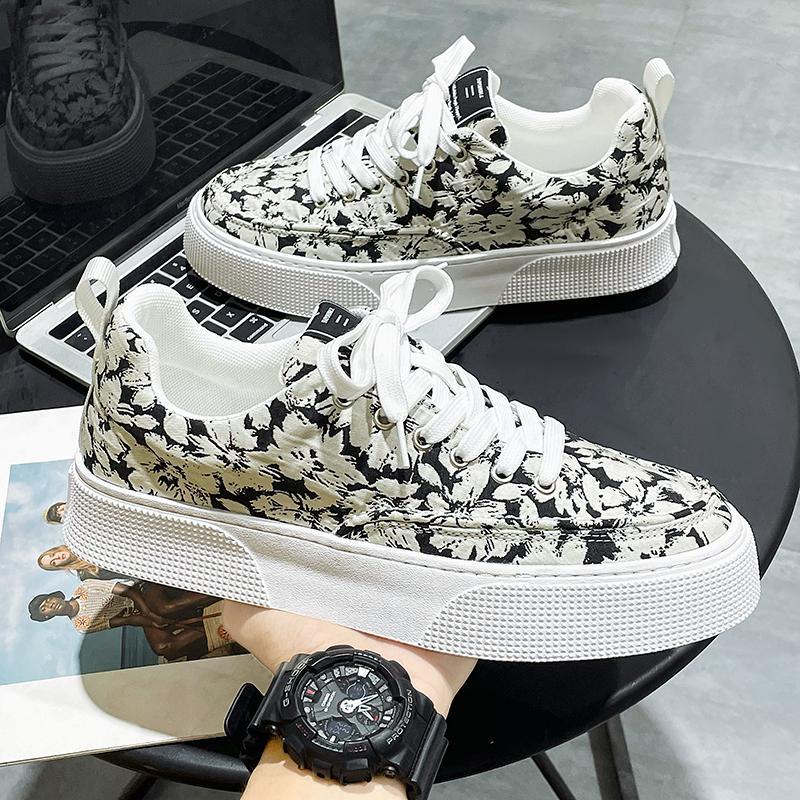 Fashion 2025 new spring comfortable thick baseplate shoes men's Korean version trend increase casual men's shoes printed canvas shoes