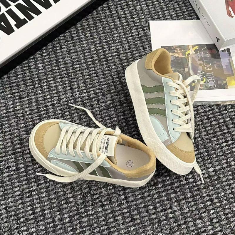 In the Autumn of 2025, the Korean Version of the Genuine Popular White Shoes Women's Niche New Soft Baseplate Shoes Low-top Casual Women's Shoes