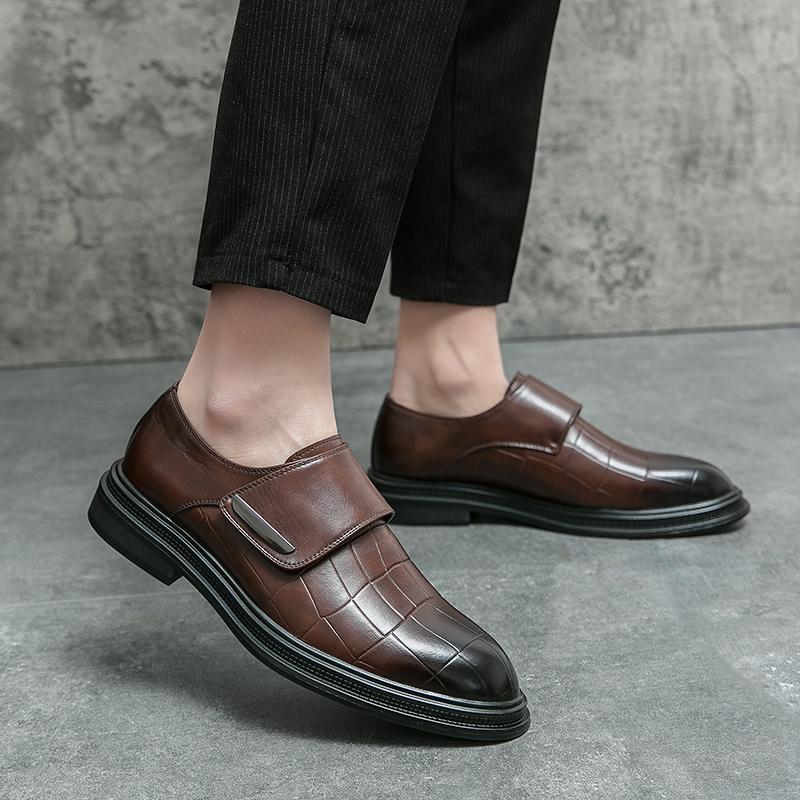 Fashion Men Business Dress Leather Shoes Black Brown Velcro British Big Head Leather Shoes Korean Edition Men Shoes Size 38-46