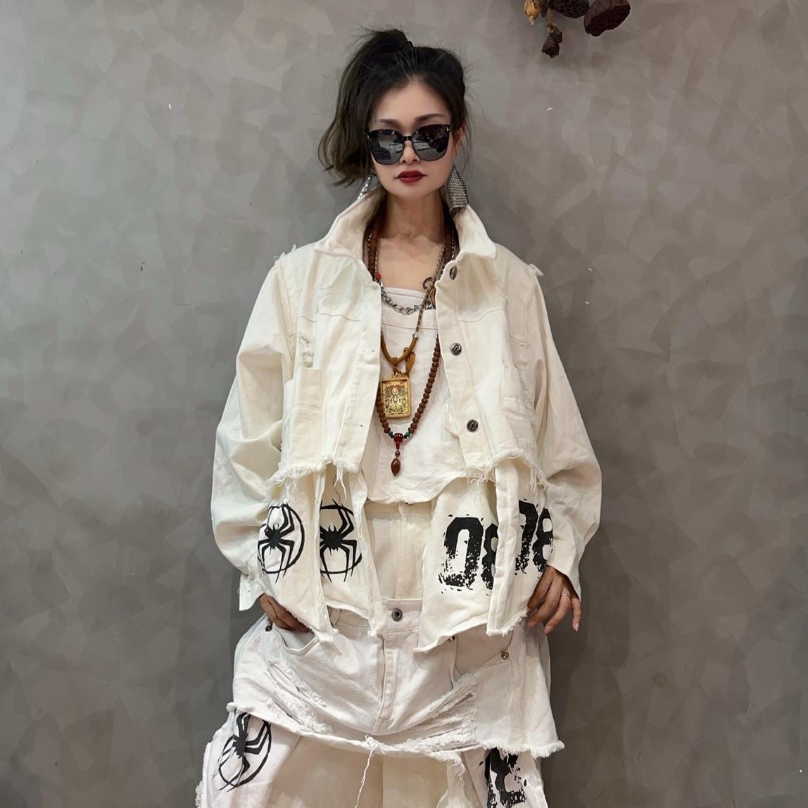 Fashion personality trendy cool hole old denim splicing design sense jacket loose fake two-piece wide-leg pants two-piece set One size fits all