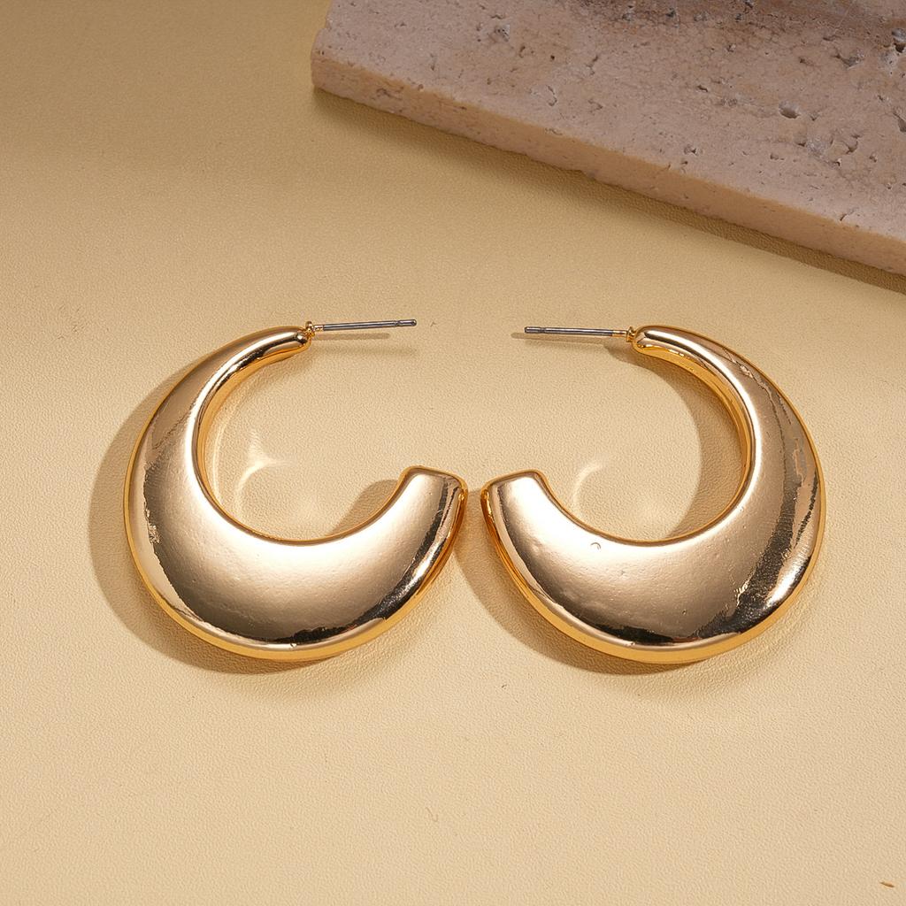 Simple Geometric C-shaped Smooth Steel Needle Stud Earrings Eco-friendly Earrings