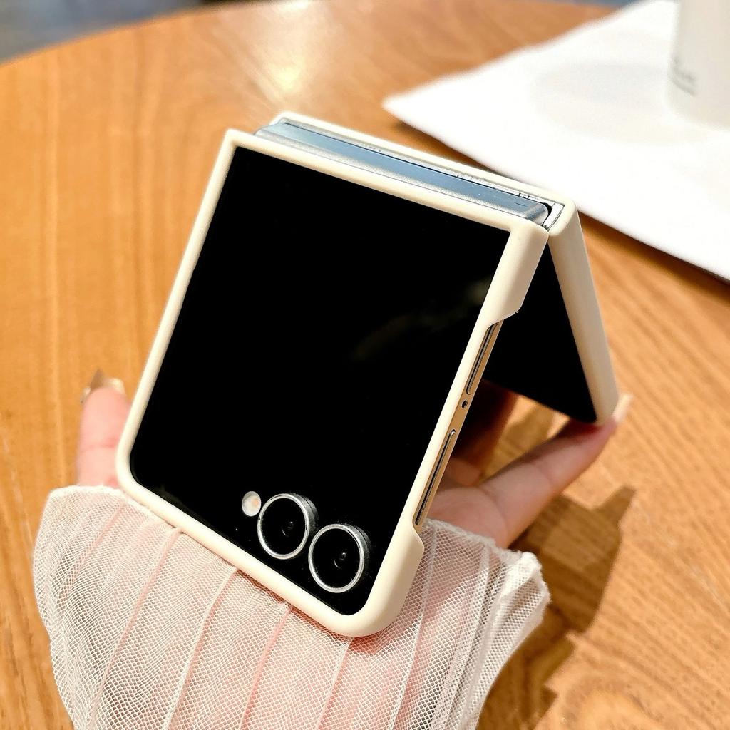 Luxury Matte Slim Candy Color Armor Case For Samsung Galaxy Z Flip 7 6 5 Zflip 4 3 Flip7 Solid Liquid Silicone Shockproof Cover