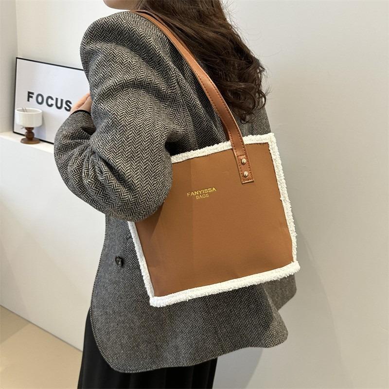 Winter contrasting color matte plush bag women's new trendy portable bucket bag personalized shoulder vegetable basket bag