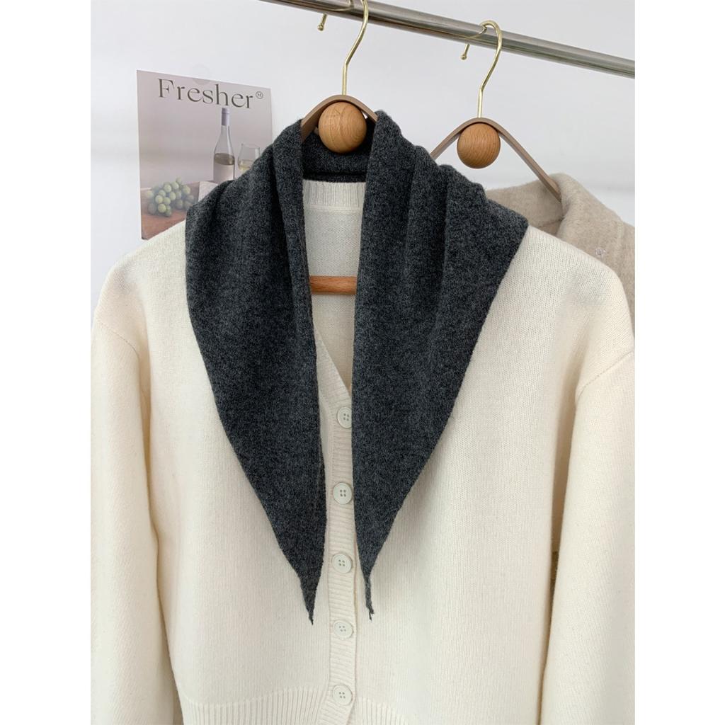 Wool Temperament, Anti-aging Triangle Scarf, Knitted Small Shawl for Women in Autumn and Winter, Versatile Korean Version, Knotted and Shoulder Worn