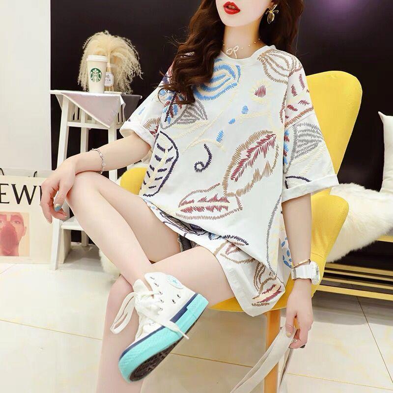 

2024 Лето Темперамент Свободный крой Тренд Принт Выглядеть стройной Универсальная Сплайсинг Уличная мода Большой размерЖенская футболка M белый