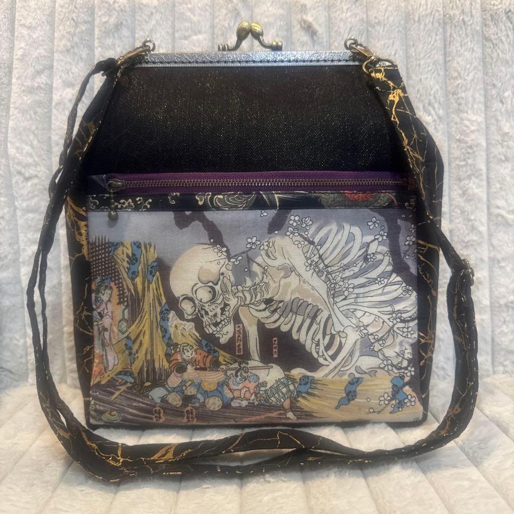 Used Gasha Dokuro Gamaguchi Bag, Handmade, Ukiyo-e, Japanese Pattern, Old Daidairi of Soma