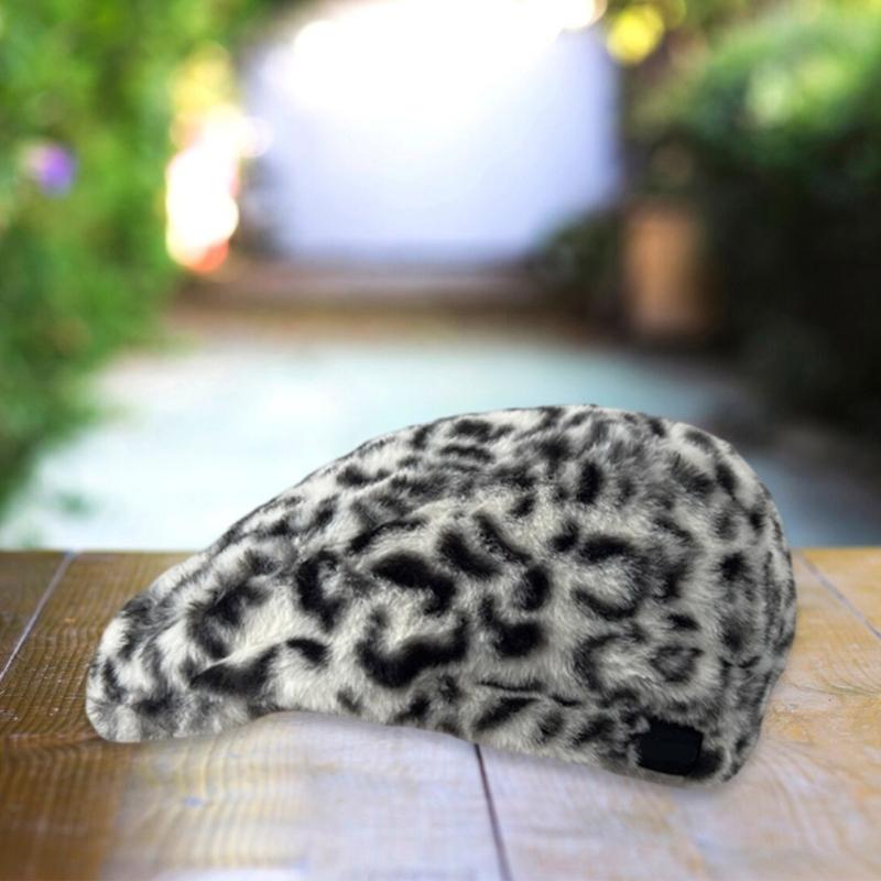 Popular Plush Leopard Beret Hat for Adult Painter Hat Spring Dome Hat Girl Photoshoots Hat Thick Warm Caps for Winter
